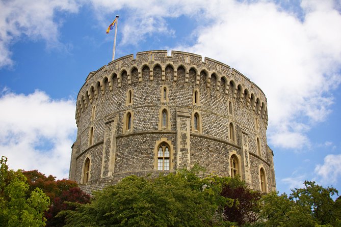 Windsor Castle Tour from London with Transportation & Audio Guide - What Two Hours Really Means